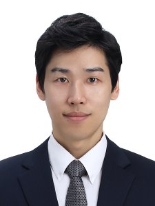심욱 (Uk Sim) 사진