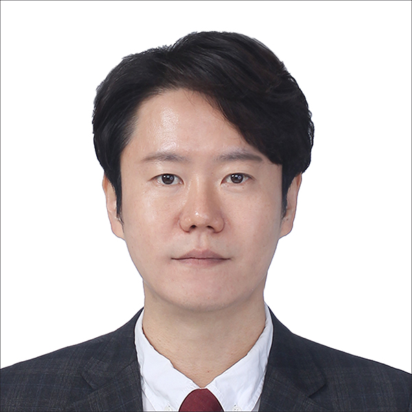 이명진교수 사진
